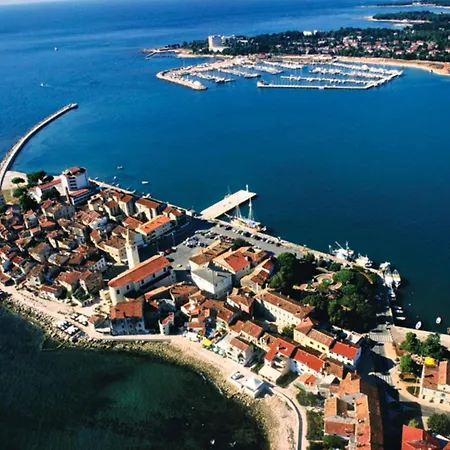 With Pool Near Umag *